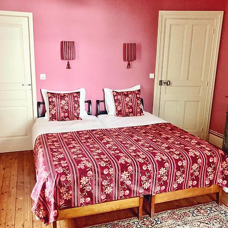 Petit Chateau Le Piot Bed & Breakfast Fleurance Exterior foto