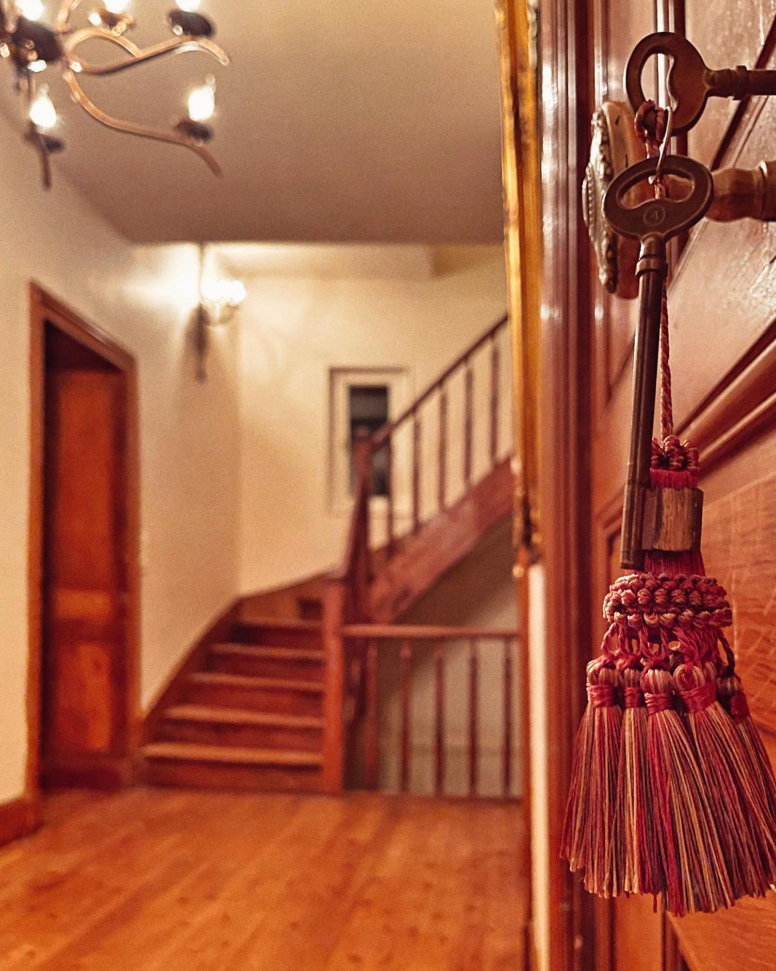 Petit Chateau Le Piot Bed & Breakfast Fleurance Exterior foto